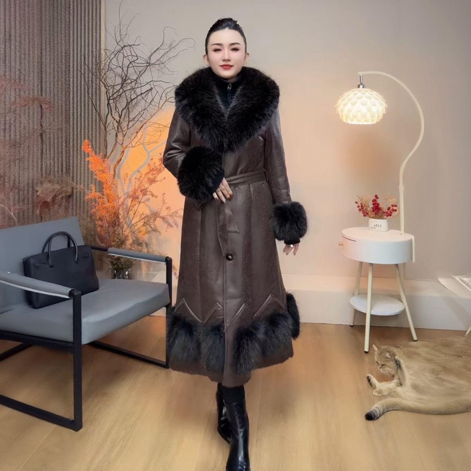Women`s Coats Fall and Winternew Arrivalthickenedfleece-lined
