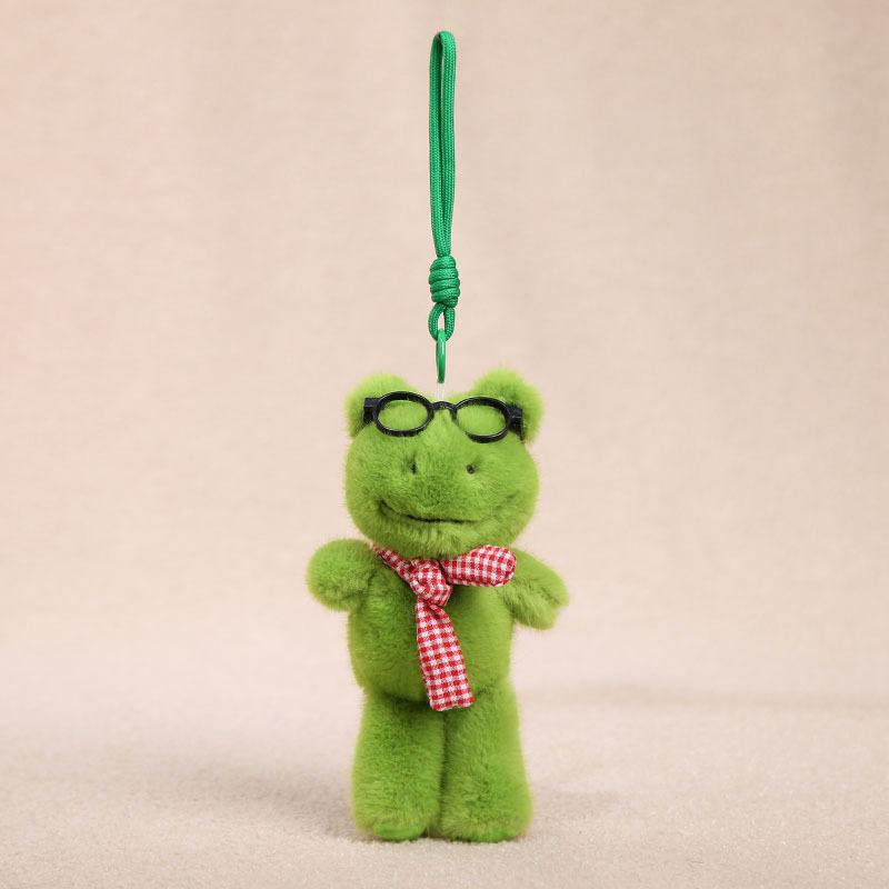 Charming Plush Frog Keychain Cute Stuffed Animal Accessory for Bags and Gifts