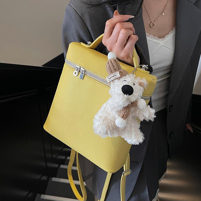 2025 Spring/Summer Women's Stylish Versatile Backpack for Travel and Outings