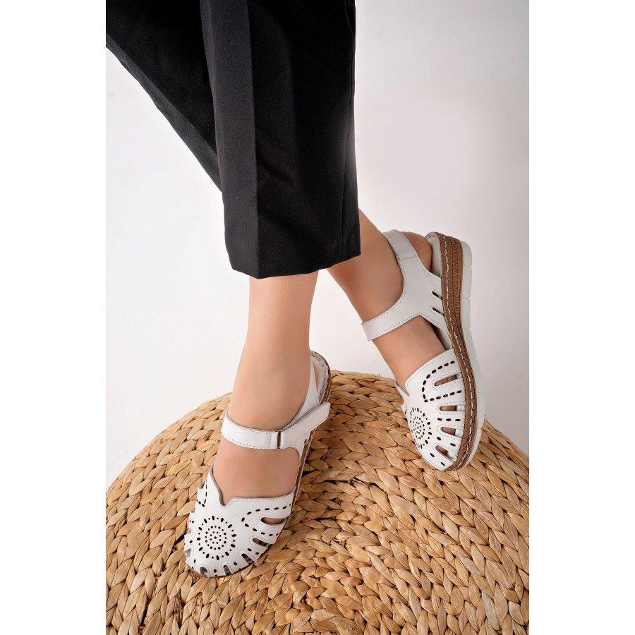 Lässige, bequeme Damensandalen aus echtem Leder