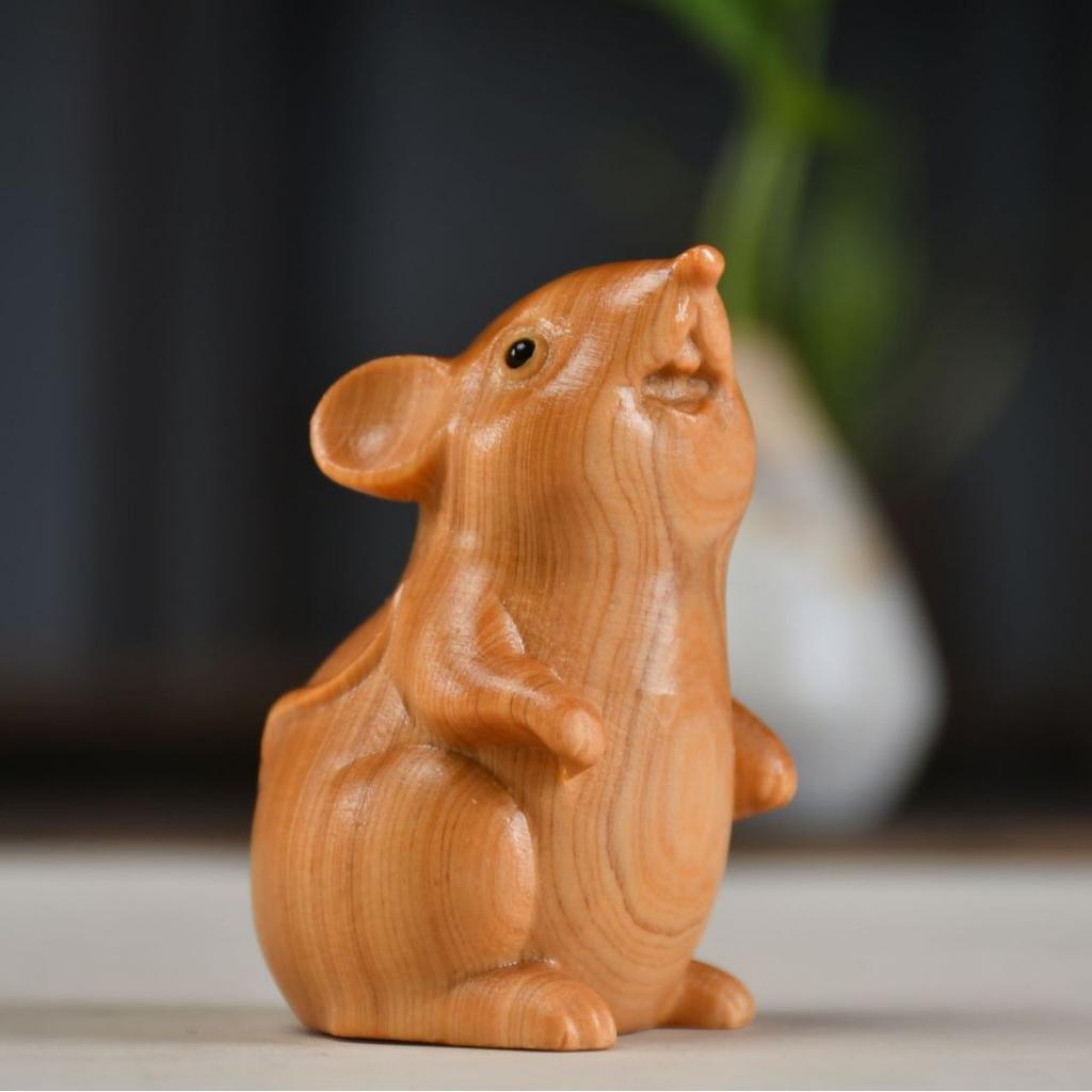 Hand Wood Carving Mouse Figurine Ornament Miniature Zodiac Rat Animal Handicrafts office desk Home Decoration Kids Event gift