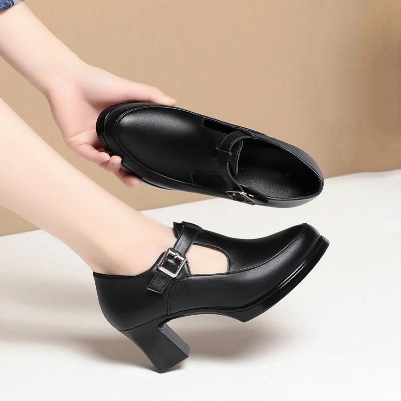 6cm Breathable Comfortable T Strap Soft Leather Shoes Women Pumps 2025 Spring Med Block Heels Shoes for Office Work Dance Mom