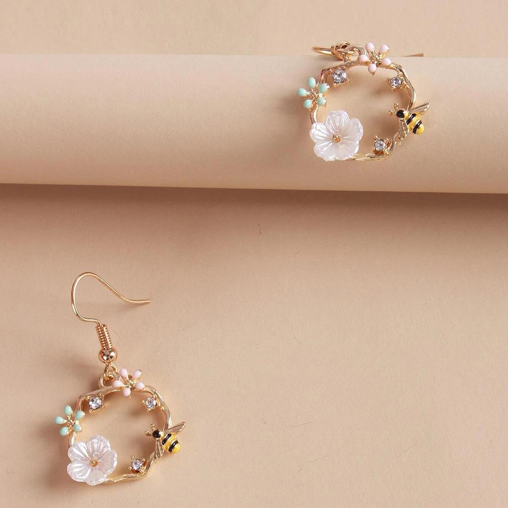 Silver Needle Bee Floral Earrings Korean Style Cute Bee Flower Ear Studs for Women