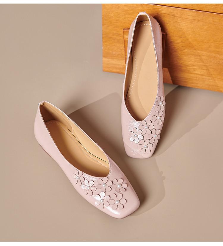 

Giant soft~ New flower fashion women s square head single shoes 2025 spring Korean version shallow mouth single shoes comfortable commuting flats 39