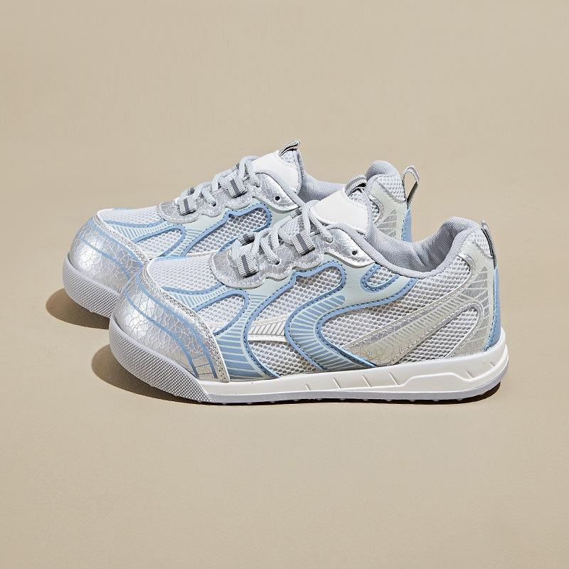 Fashion Women Casual Sports Shoes 2025 New Comfortable Non Slip Outdoor Running Shoes Breathable Mesh Summer Comfortable Female Sneakers