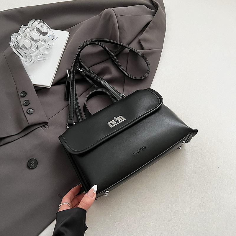 

Soft leather handbag 2025 new niche underarm bag texture foreign style large capacity shoulder bag fashion women s bag 27*9*17