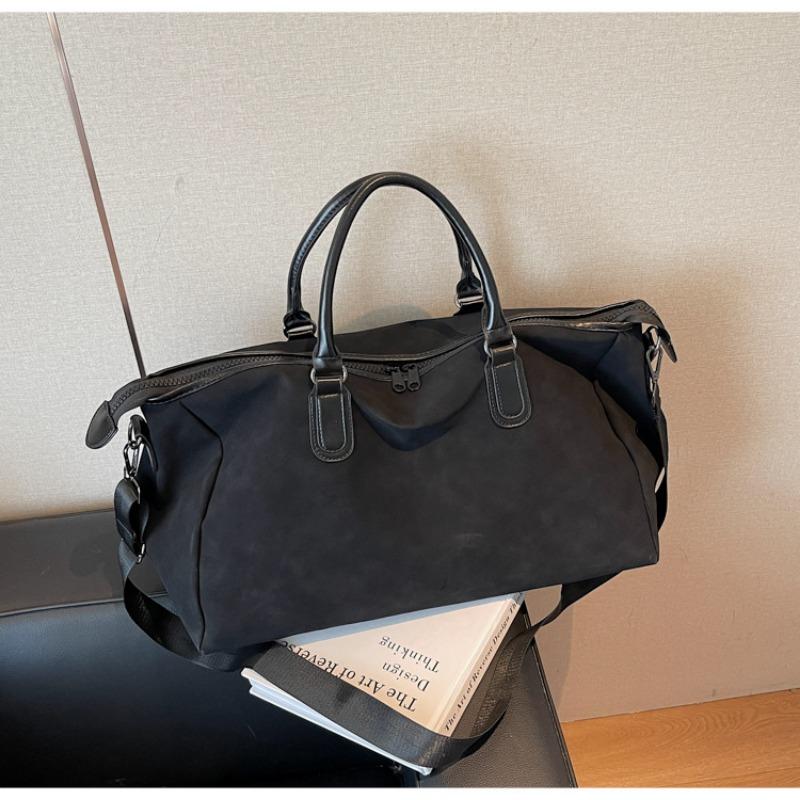 The Hand-held Travel Bag and The Crossbody Fitness Bag Exude A Sense of Sophistication and Fashion