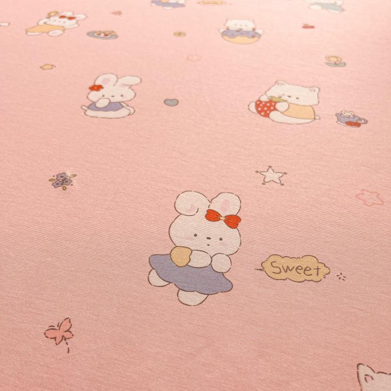 100% Cotton Fitted Sheet: Soft, Printed, Moisture-Wicking, Sweat-Absorbing, Anti-Static Mattress Protector