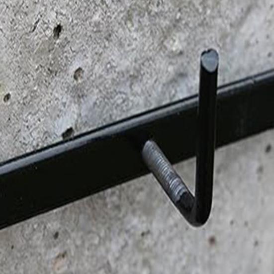 1 sada svorek pro betonové sloupy pro 4palcový sloup pro vysoké zatížení Žádná deformace Snadná instalace Bez vrtání Závěsné růstové vaky Povrchový beton s práškovým nástřikem