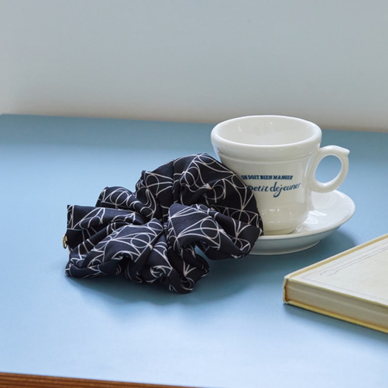 ANA MAISON Signal To RR Big Hair Scrunchie