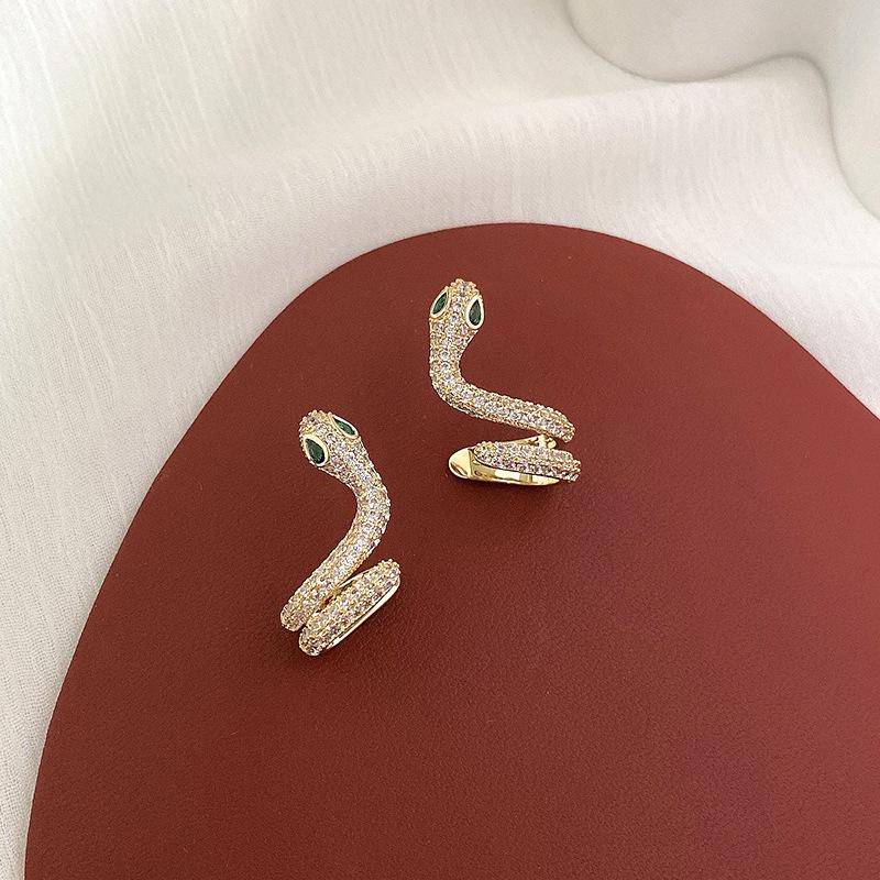 

Европейские и американские серьги-пусеты в холодном стиле со змеями, циркон высокого класса, уникальный минималистичный дизайн для женщин золотой