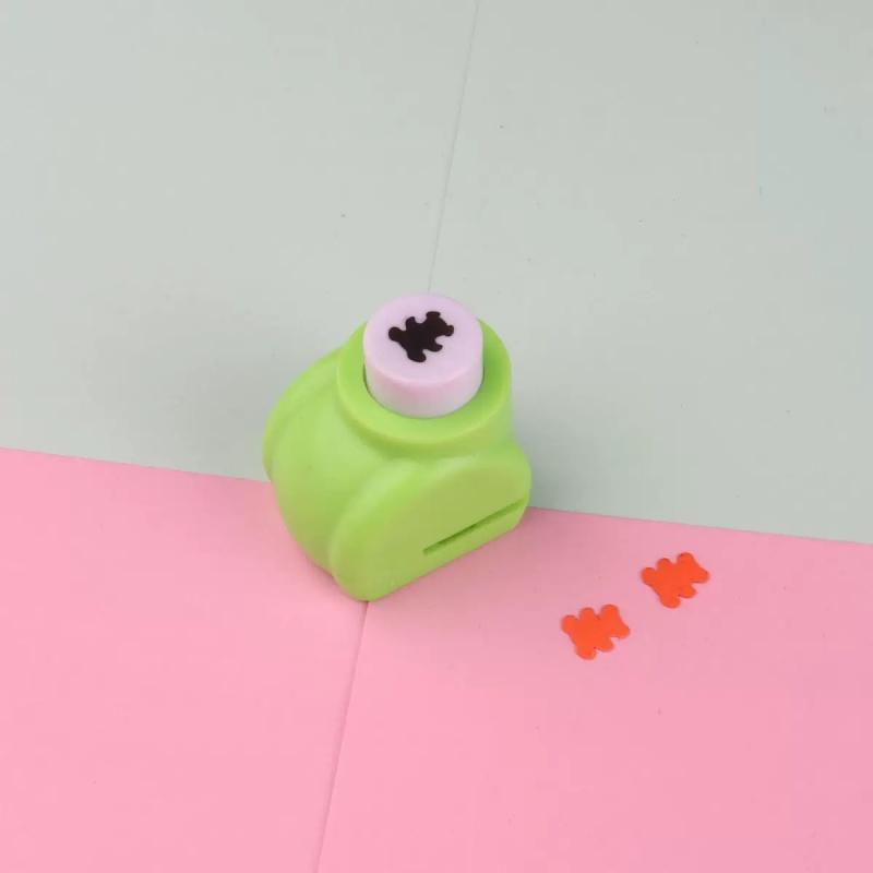 1pcs Mini Embossing Punch Handmade Paper Cutting Punch Suitable for DIY Paper Card Greeting Card Birthday Card Making