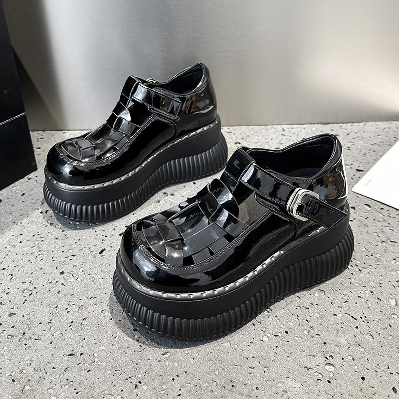 Roman sandals women's summer 2025 new platform heightening fashion versatile bag head loafers small leather shoes outside wear