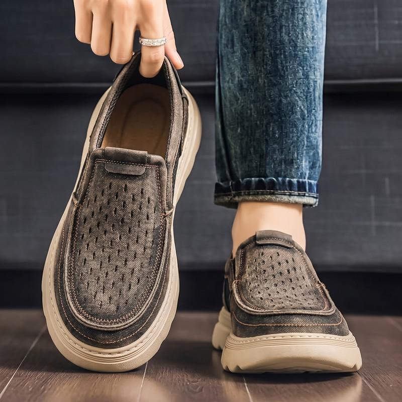 Men 's Casual Four Seasons Fashion Skateboarding Students Comfortable Sneakers Boys Trending Soft Sole Breathable Shoes