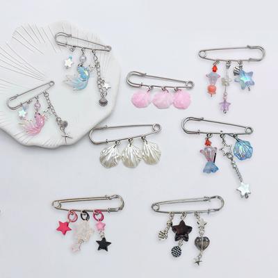 Broche perlée gothique Y2K élégante avec trombone, épingle à revers, boucle de taille, badge de basket, accessoire de col de chemise