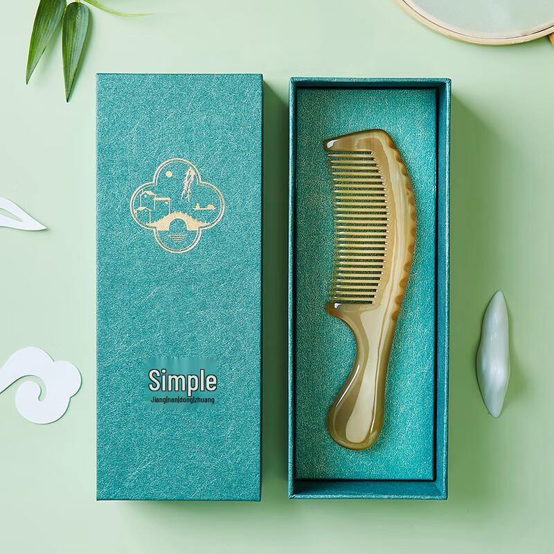 Natural Ox Horn & Wood Comb Gift Set