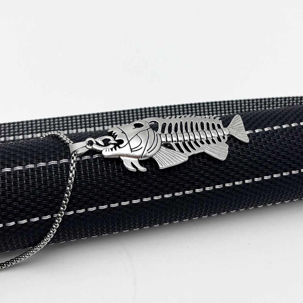 Retro Punk Fish Bone Necklace - Year After Year Timeless Design, Versatile Long Style Accessory