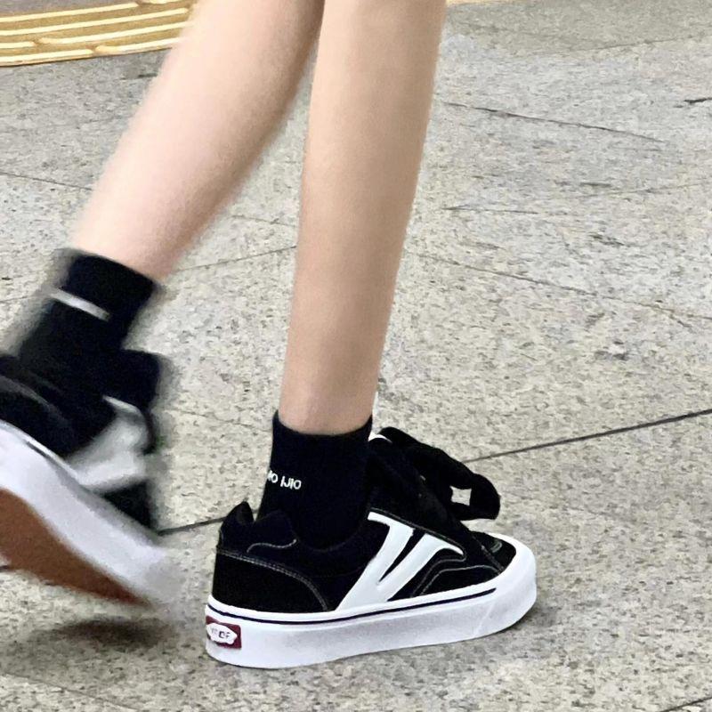 New Single Shoes Children's Japanese Retro 2025 Spring and Autumn Campus Style Board Shoes Popular Versatile Casual Sports Shoes