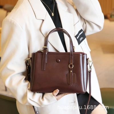 Leather Crossbody Bag, Commuter Bag, Fashionable and Lightweight Handbag, Single-shoulder Bag, Women's Bag