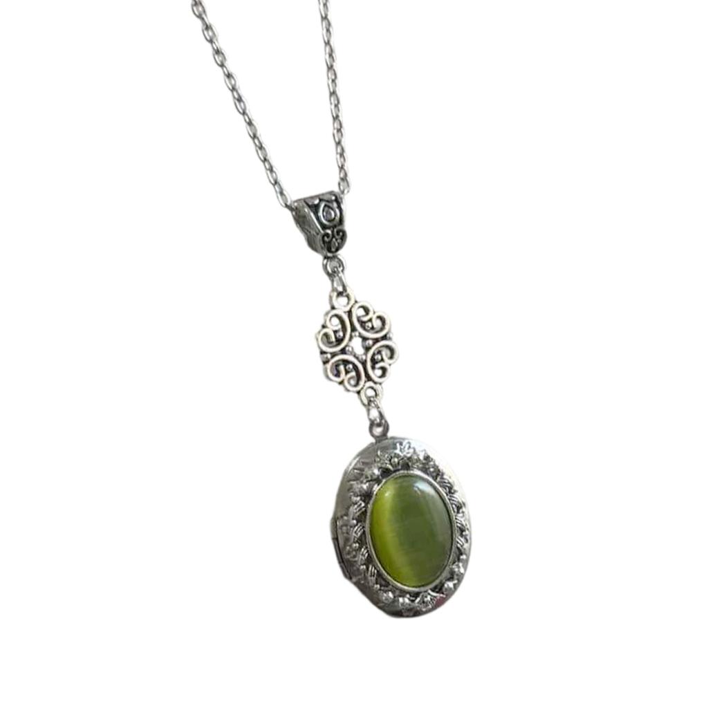 Oval Pendant Necklace For Women Vintage Red Quartz Crystal Clavicle Chain Jewelry Accessories for Party