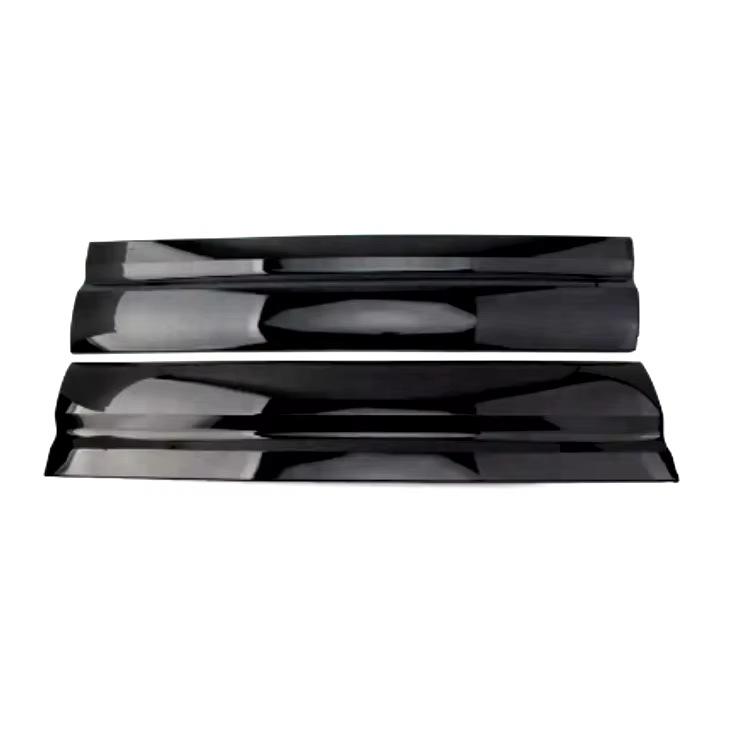 LR160386/LR160382 Front Door Side Trim Strip for 2020 Land Rover Defender.