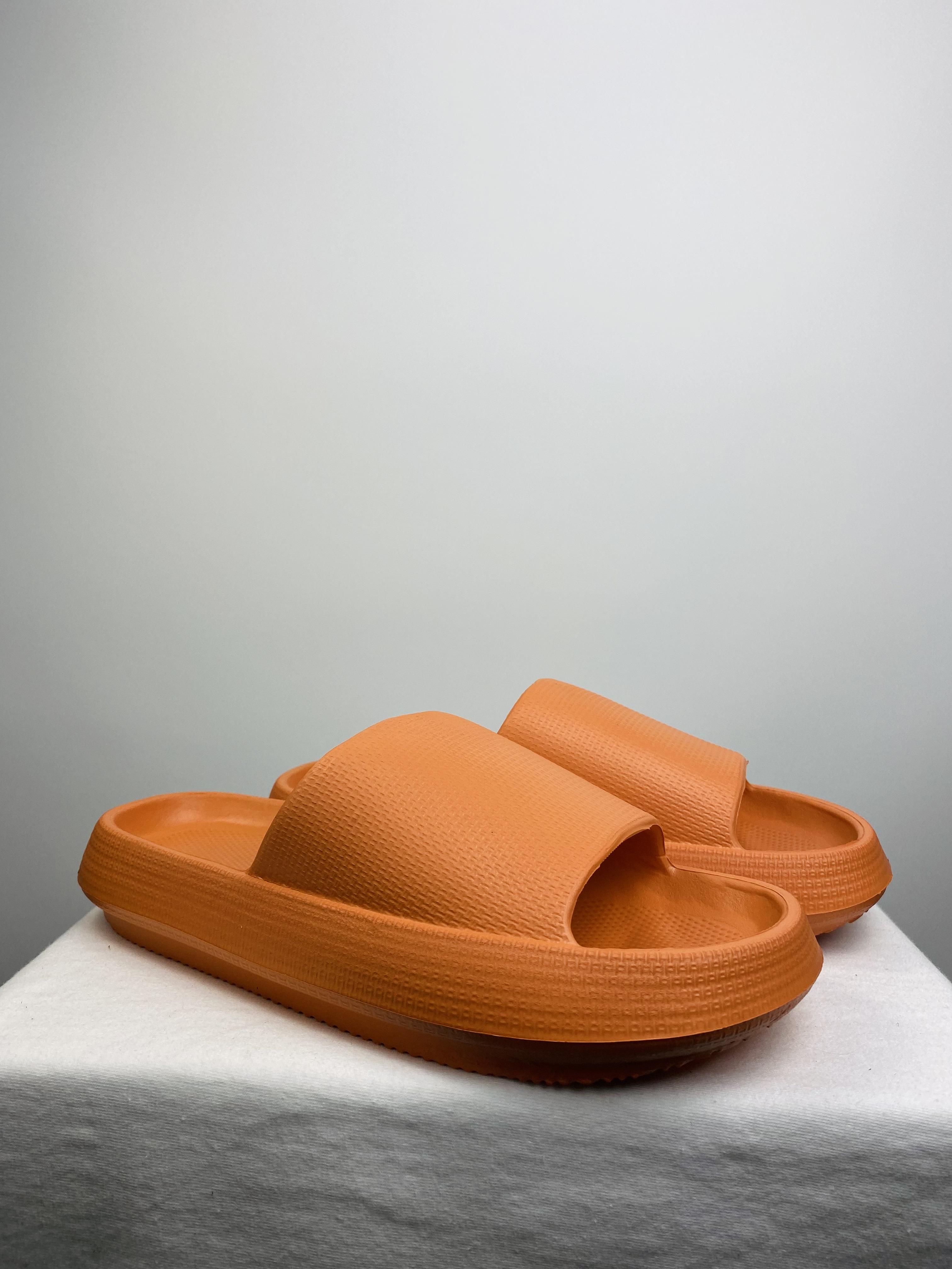 

Шльопанці жіночі 1179 35-36 Помаранчевий 35-36 помаранчевий