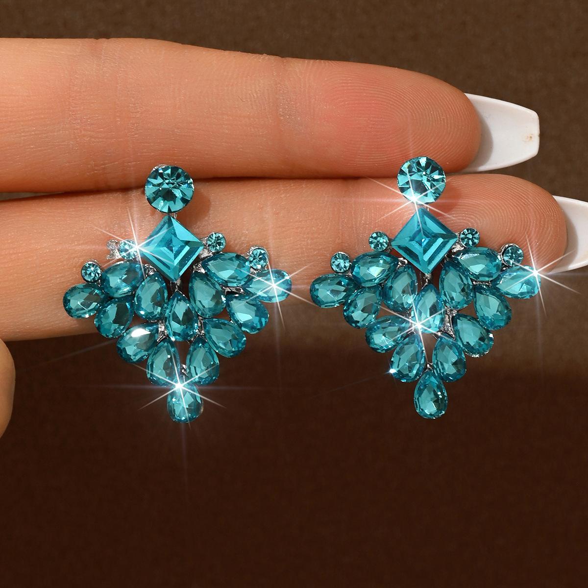 

Chinese Blue Crystal Ladies Earrings Elegant Banquet Wedding Earrings Bridal Dress Earrings Accessories Gifts