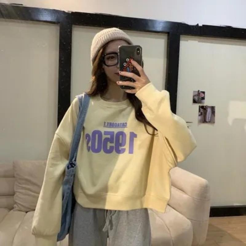 Ladies Loose Letter Printed Short Hoodie Autumn O-neck Long Sleeve Casual Sweatshirt