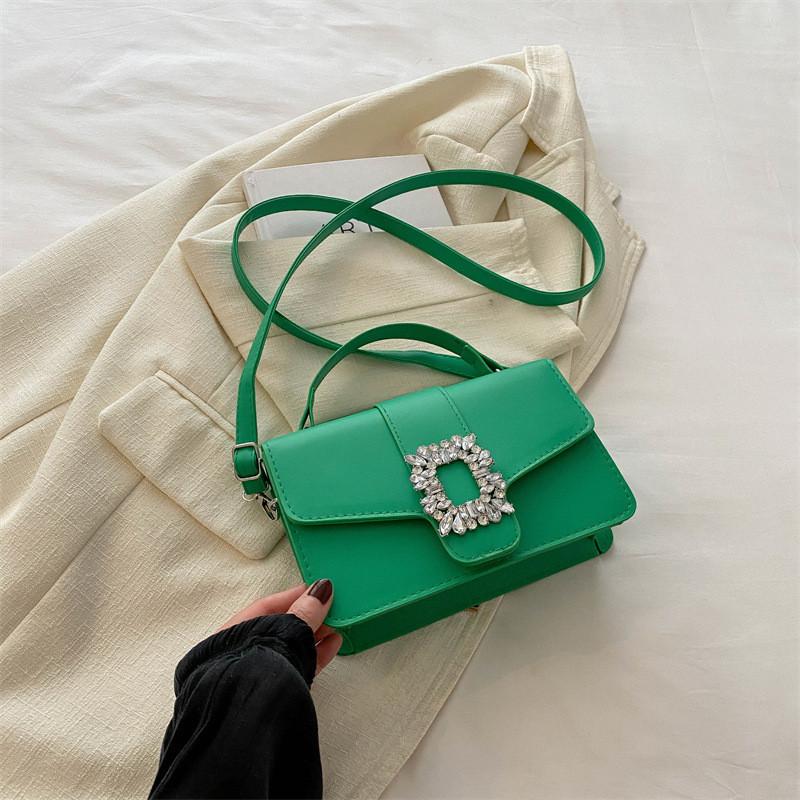 

Stylish And Trendy Pu Leather Shoulder Bag For Women With Magnetic Closure зелений