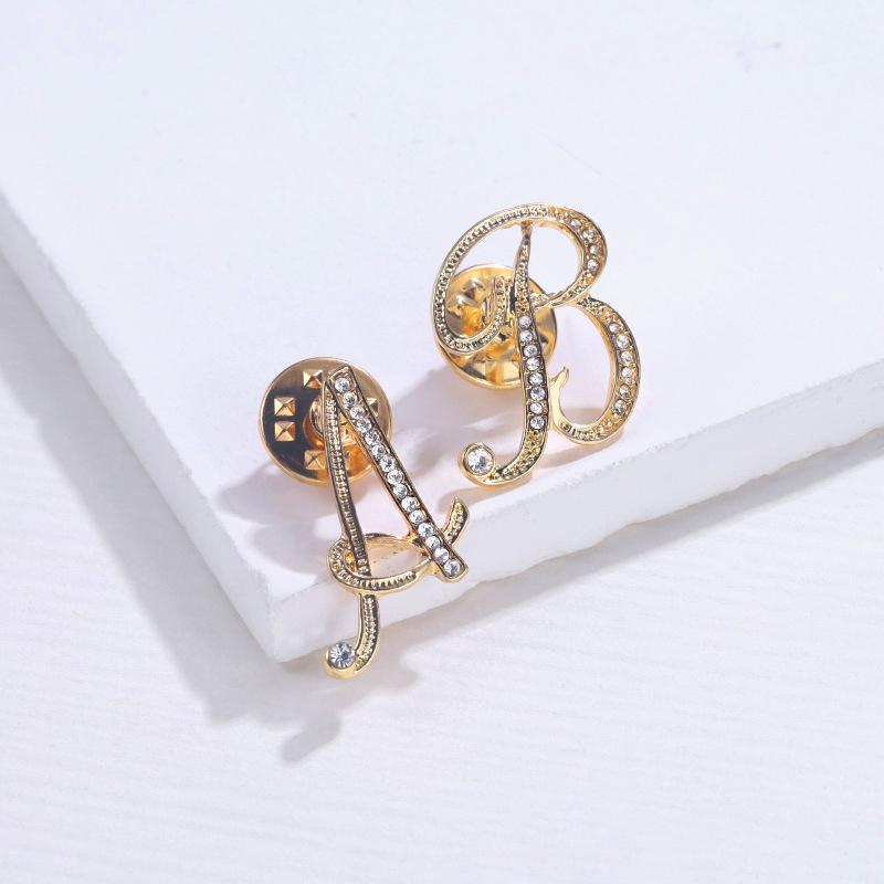 1PC Rhinestones Clothing Accessories Shirts Badge Gifts Lapel Pin Party Women's Brooches Dinner Letter Brooch Dress European A-Z