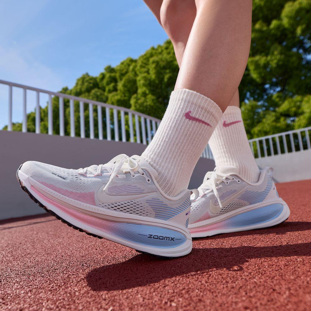 Nike Wmns Vomero 18 Summit White Medium Soft Pink 36.5
