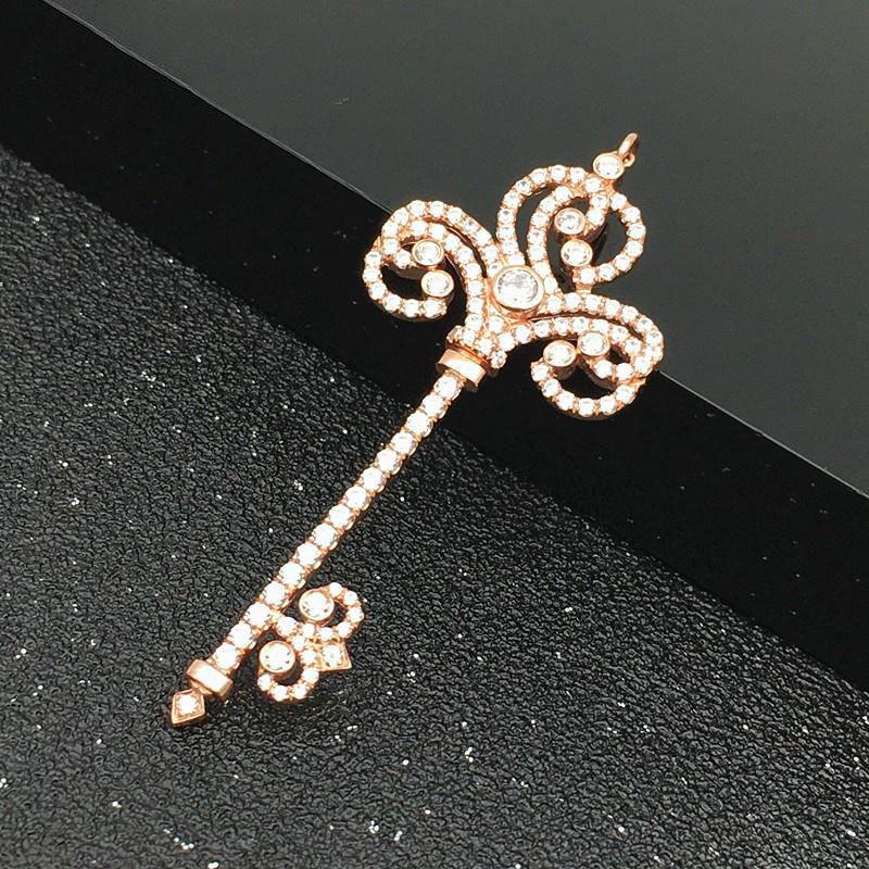 Фиолетовый Розовое Золото Позолоченный Инкрустированный Цирконом Ключ Кулон, Простой Модный И Элегантный Характер Женское Цвет Золото Ожерелье