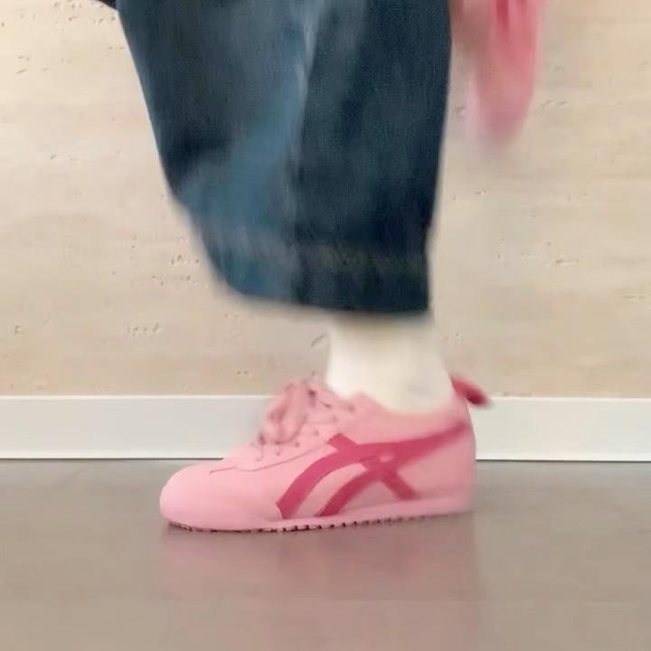 Dexun Shoes Women's 2025 New Spring Women's Shoes Are Popular, Versatile, Super Fire, Little White Forrest Gump Shoes, Sports and Leisure Board Shoes