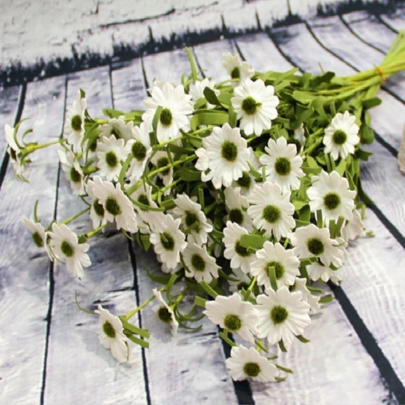 1 stuks 9 Koppen Mooie Mini Kunstzijde Nepbloemen Kleine Madeliefjesbloem Bruiloftsdecoratie Feest Huis Decoratieve Meeldraad