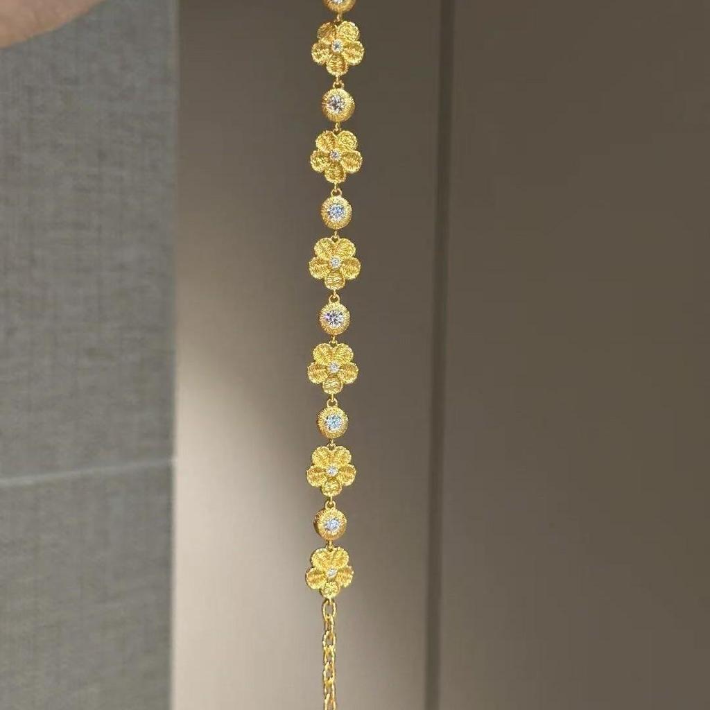 Xiaohongshu Bestseller: Besticktes Goldenes Blume Antik-Stil Diamantarmband, Einzigartiges Design