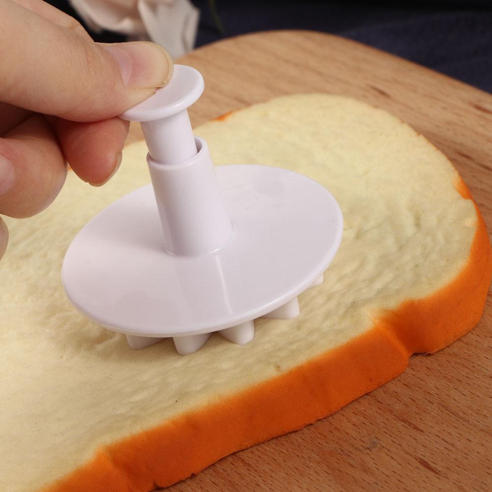 DIY Plunger Food Pastry Baking Tool Fondant Mold Biscuit Mould Cake Decoration Cookie Cutter