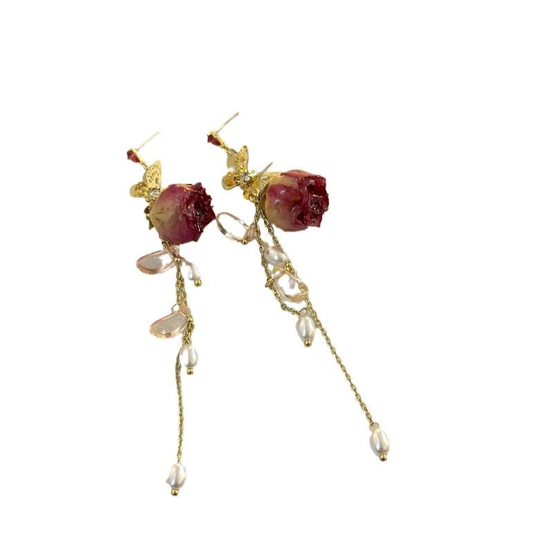 Court-style Retro Romantic Natural Red Rose Flower Copper-plated with Real Gold Pearl Earrings As A Design Accessory Stud Earrings