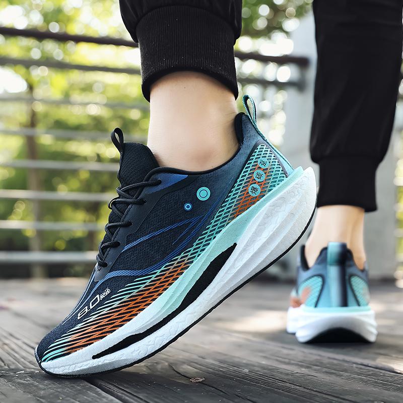 Men's outdoor students breathable casual sneakers four seasons light soft-sole speed running shoes fashion racing sports shoes