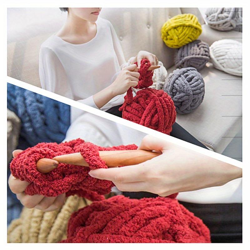 6pcs Gradient Chunky Yarn for Cushions Super Bulky Polyester Yarn Bundle (200g) - Extra Thick Ombre Yarn for DIY Pillow Covers