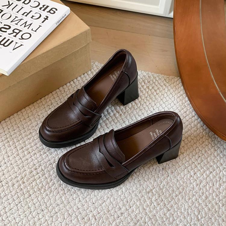Heart melody~ Leather round head one-pedal loafers women's British style small leather shoes versatile thick high-heeled single shoes