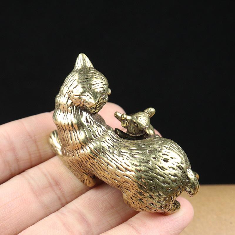 Brass Cat Catching Mouse Creative Home Decor Ornament Vintage Metal Cute Animal Tea Pet Table Placing Miniature Figurines
