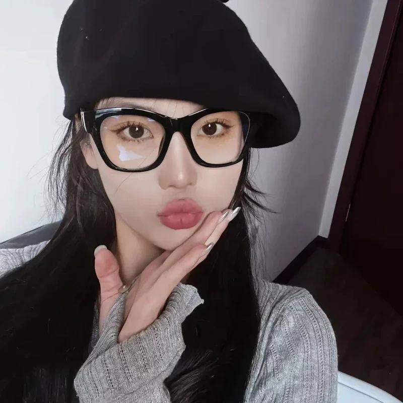 Retro Men Women Clear Lens Presbyopia Glasses Personalized Cat Eye Reading Glasses Blue Light Blocking Eye Protection Eyewear