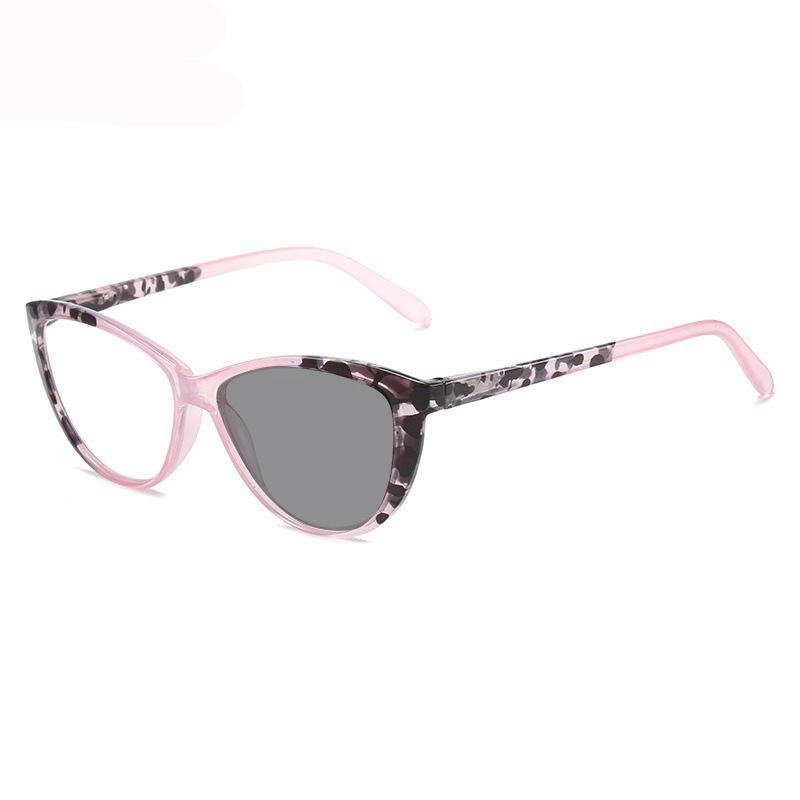 New Stylish Cat-Eye Photochromic Anti-Blue Light Presbyopia Glasses Outdoor Retro HD Ultra Light Comfortable Reading Eyewea +1.5 розовый