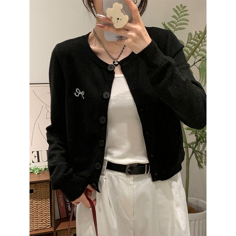 Long-sleeved knitted cardigan with embroidered bow slim-fitting and thin autumn new beautiful coat small