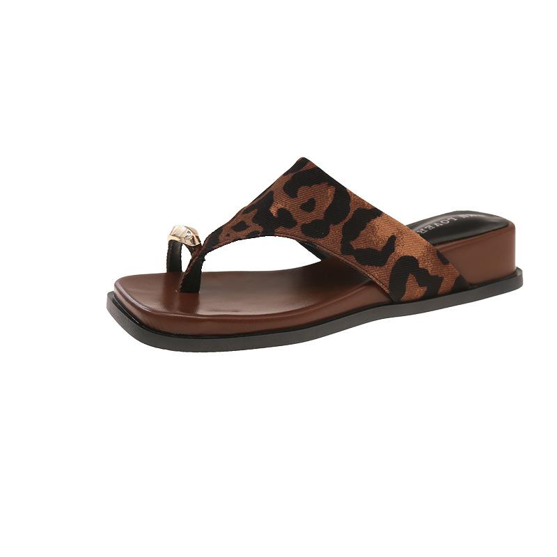 Dicksölig Absatzabsatz Kalte Hausschuhe Damen Sommer Zehensandalen 2025 neu mit Rock Strandsandalen