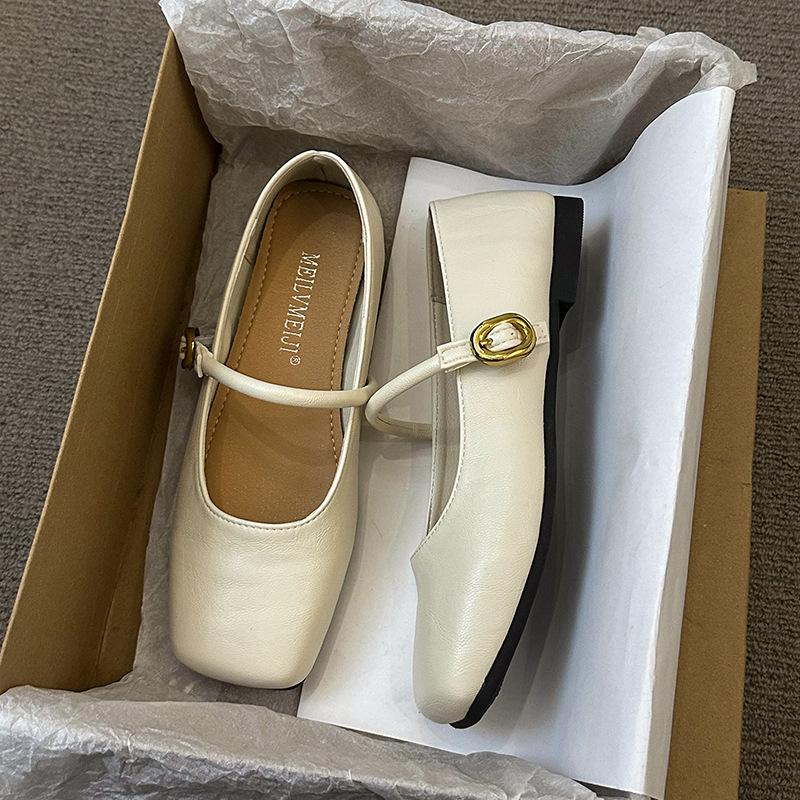 2025 Spring and Autumn Fashion French Retro Classic Square Head Flat Bottom Word with Mary Jane Single Shoes Korean Version Temperament Women's Shoes