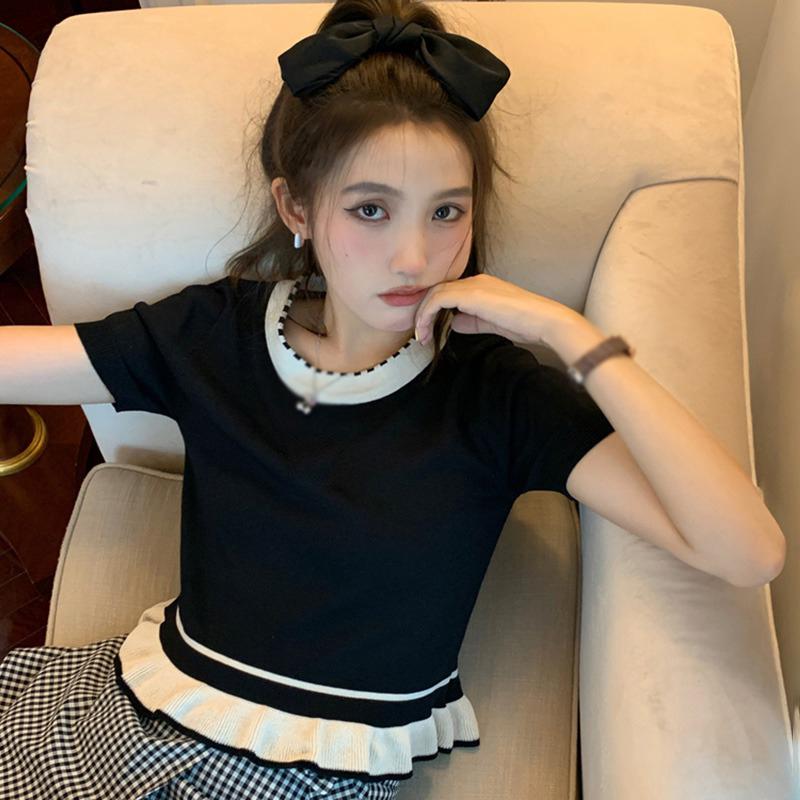 

Симпатичная повседневная женская футболка контрастного цвета с короткими рукавами