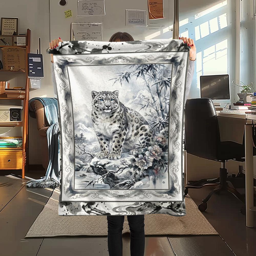 Snow Leopard Animal Print Flannel Blanket, High quality Comfortable for All Seasons, Home Decor, Warmth and Comfort, Perfect for Christmas Gifts119