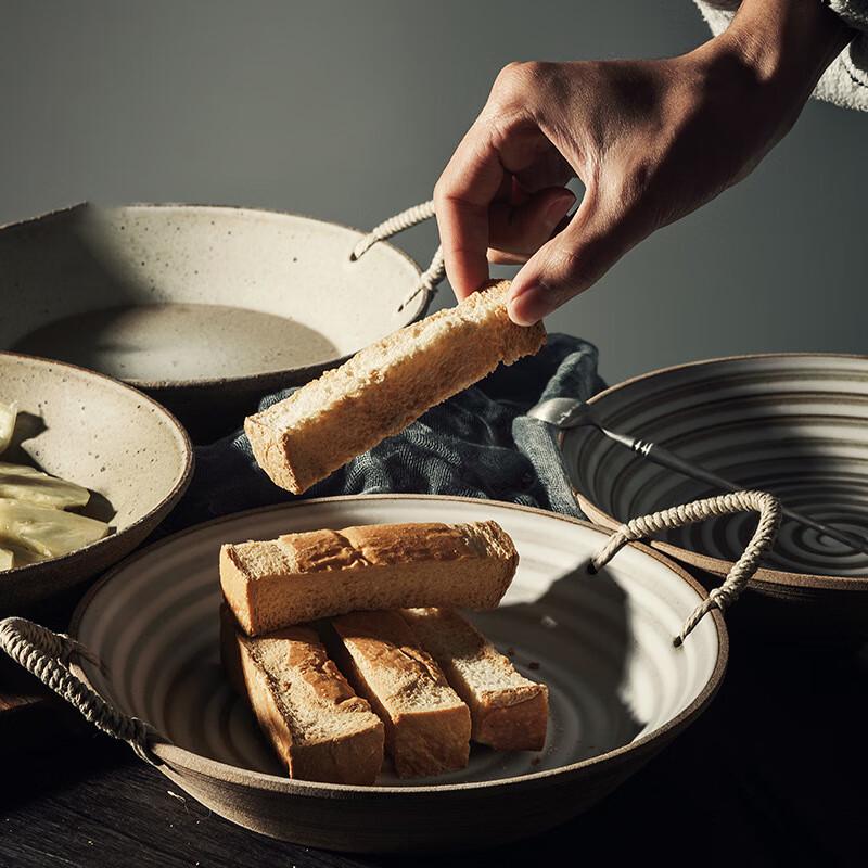 Ceramic Fish Plate with Hemp Rope Handles