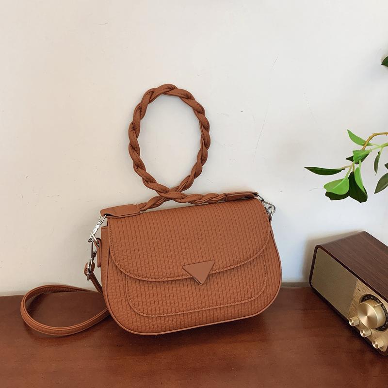 Simple and fashionable small bag women's new fashion trend shoulder bag retro casual messenger saddle bag